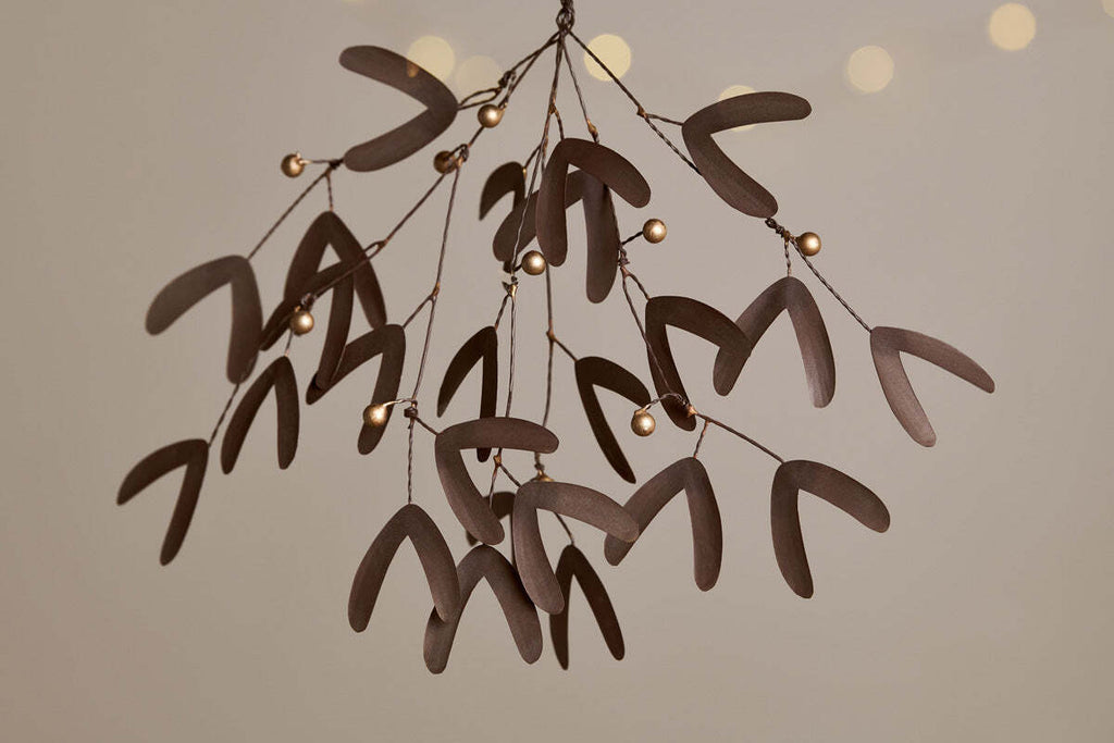 Avni Mistletoe - Antique Brass