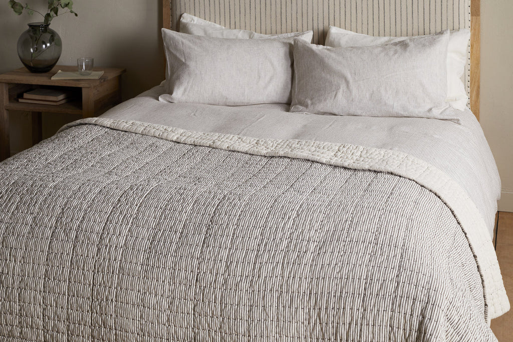Dipti Cotton & Linen Block Print Bed Quilt - Charcoal