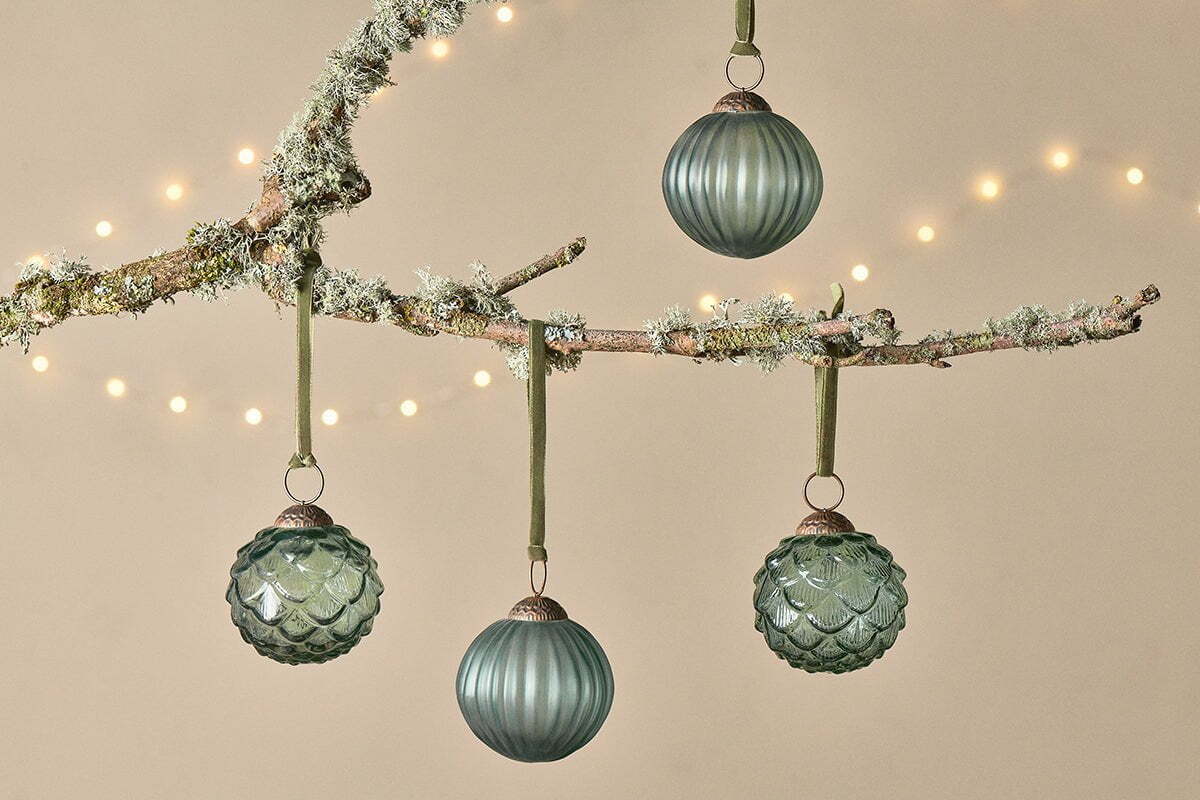 Hara Baubles - Green (Set of 4)