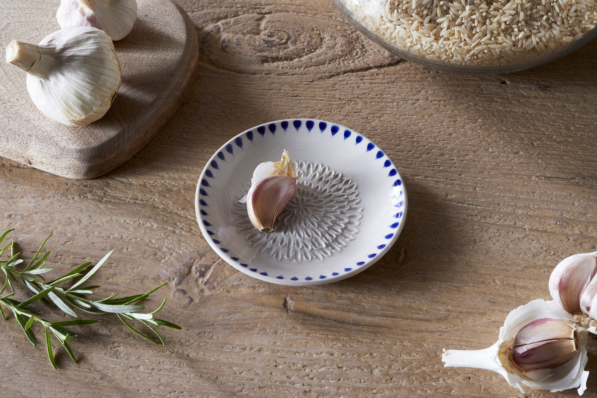 Indigo Drop Garlic Grater - Cream & Indigo
