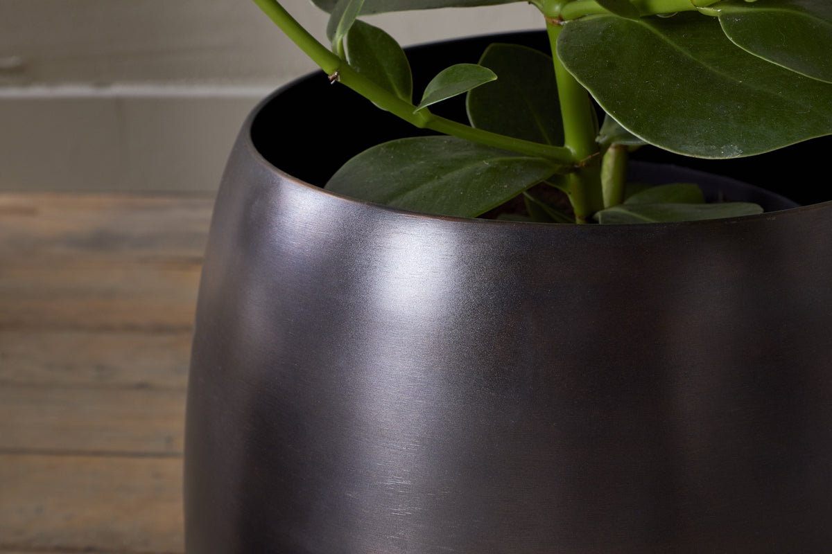 Maliki Plant Pot - Aged Bronze