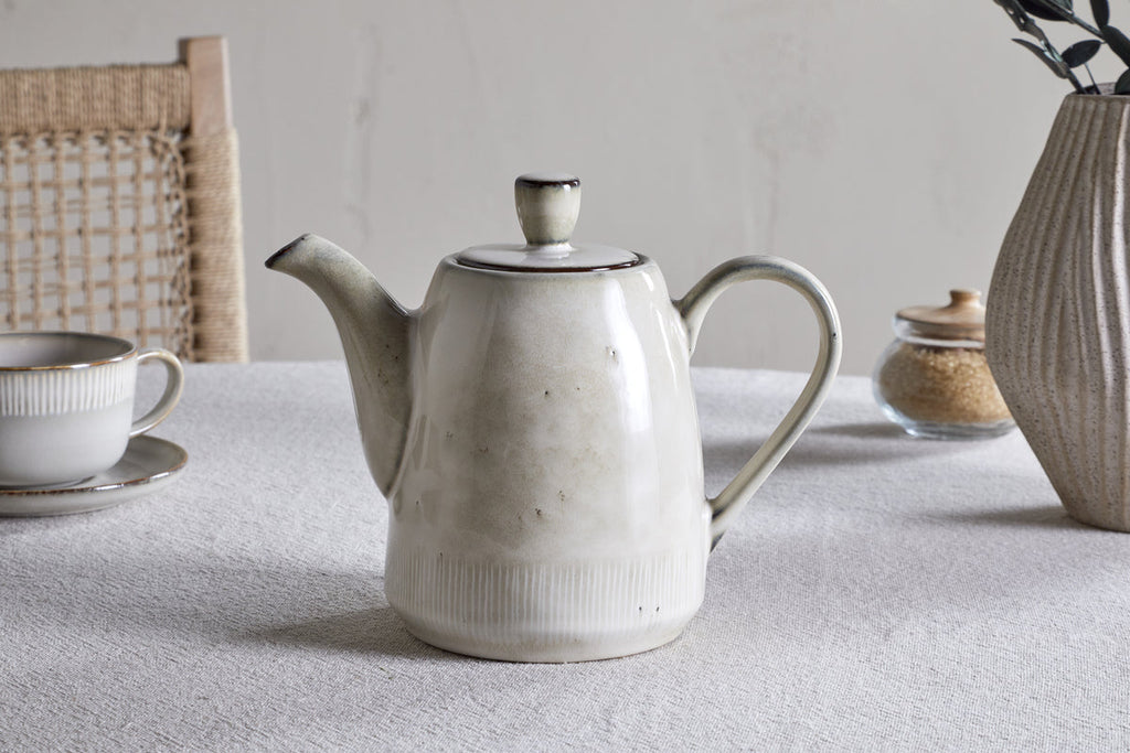 Malia Teapot - Cream