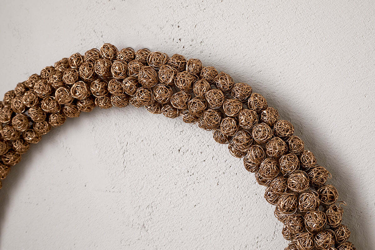Madhi Wire Ball Wreath - Brass