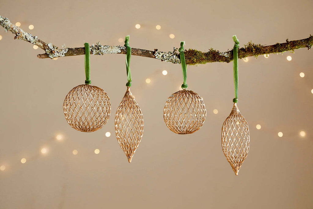 Nirav Wire Baubles - Brass (Set of 4)