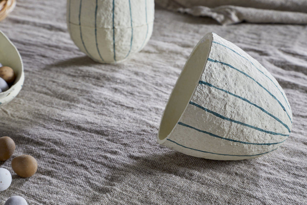 Surya Recycled Cotton Paper Standing Opening Egg - Teal & Cream