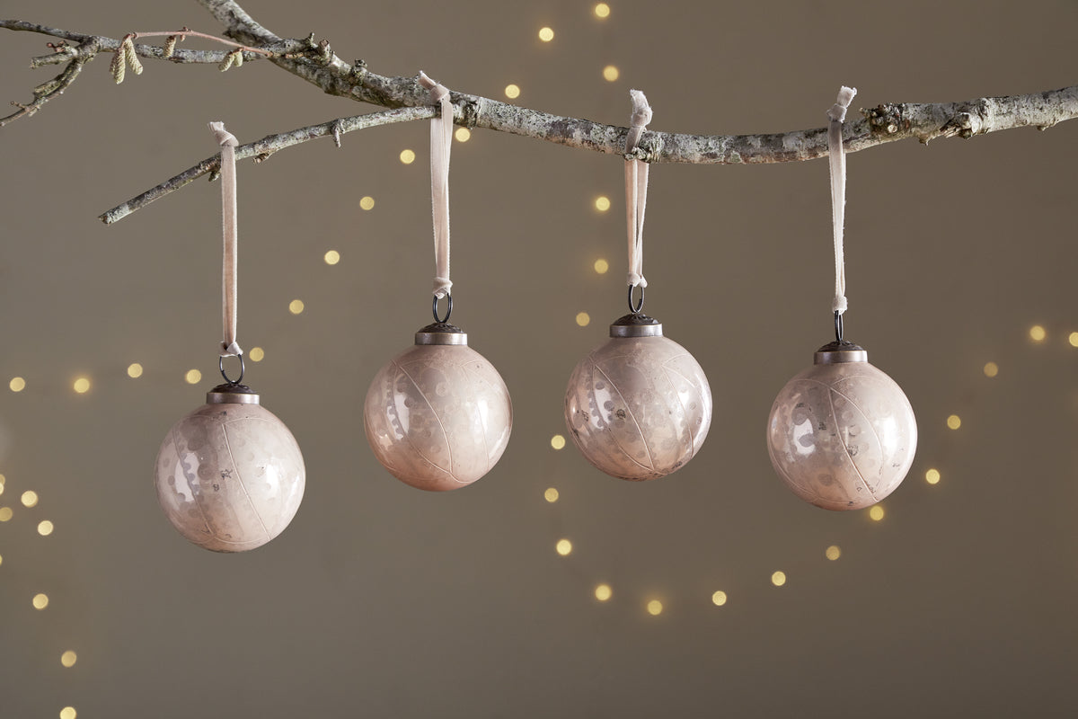 Kecci Baubles - Antique Pink - (Set of 4)