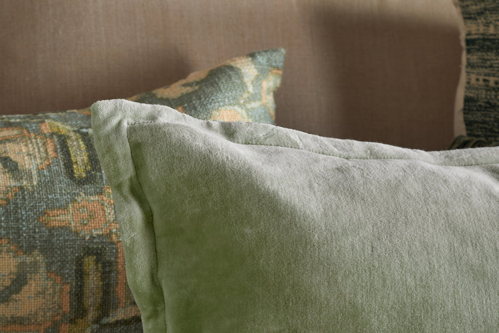 Menmai Statement Velvet Lumbar Cushion Cover - Moss Green