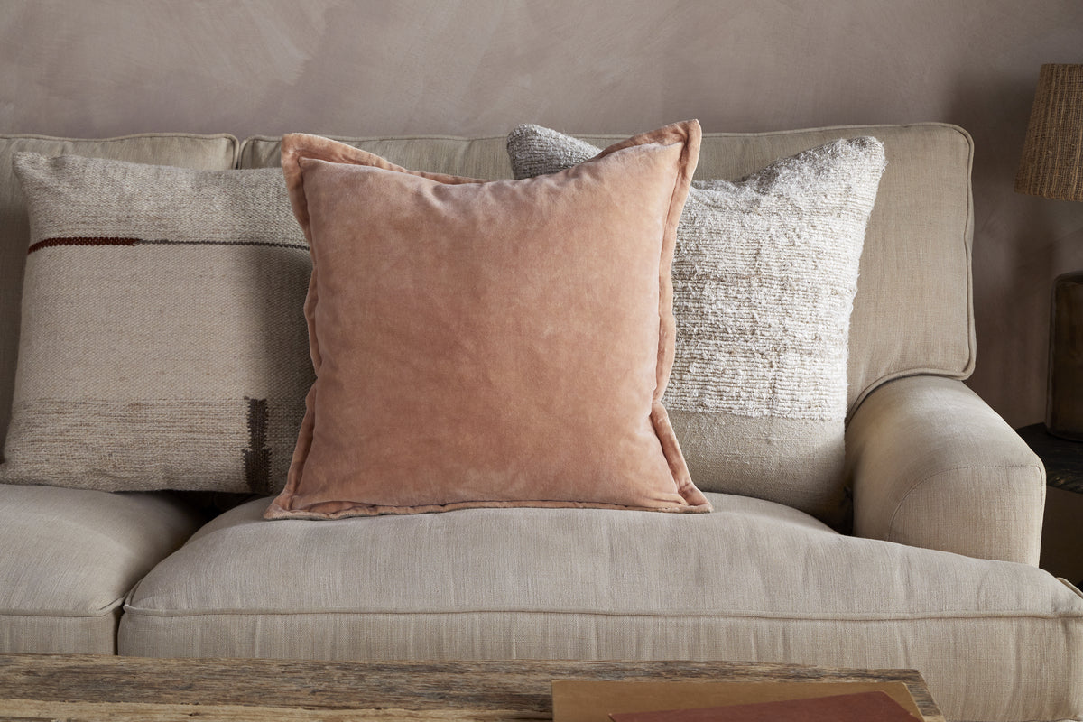 Menmai Velvet Cushion Cover - Dusty Pink