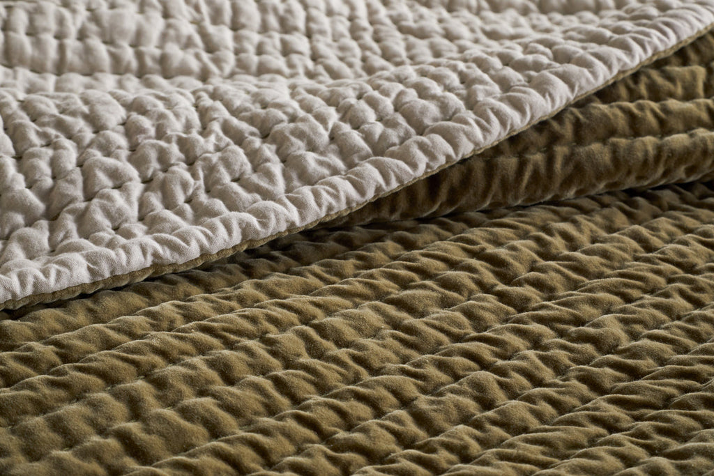 Nidra Velvet & Linen Bed Quilt - Moss