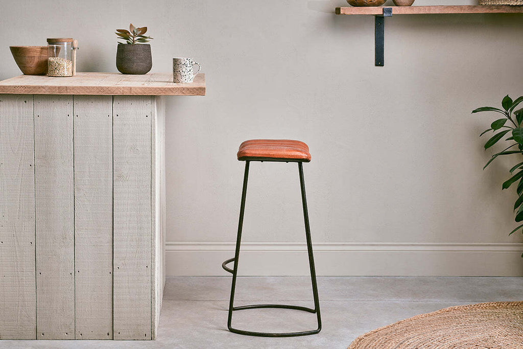 Narwana Ribbed Leather Stool - Aged Tan - Large