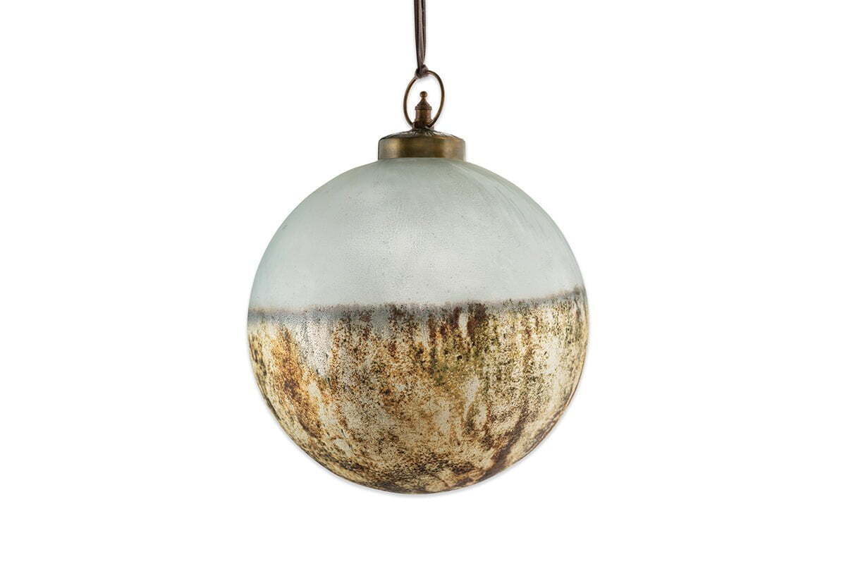 Ngolo Giant Bauble