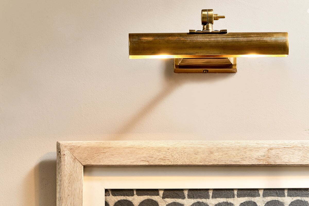 Pania Picture Wall Light