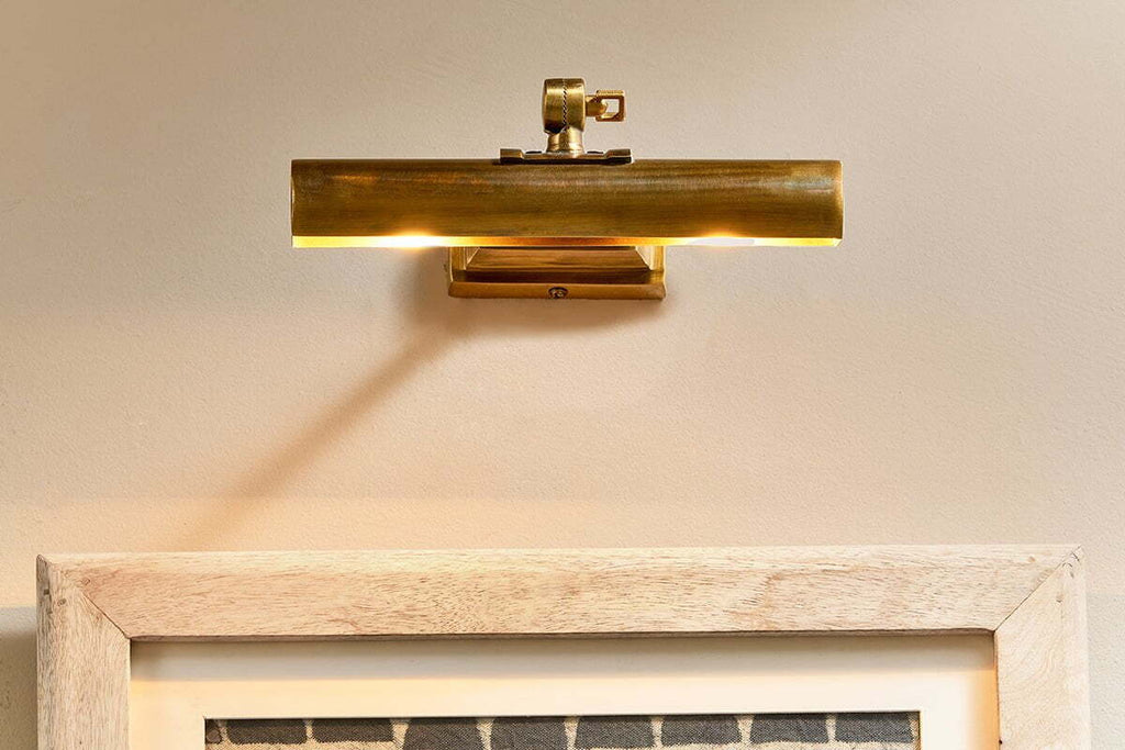 Pania Picture Wall Light