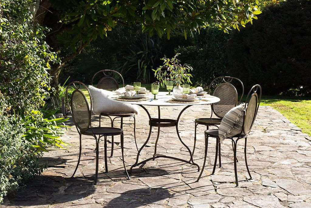 Parwaha Marble Dining Table