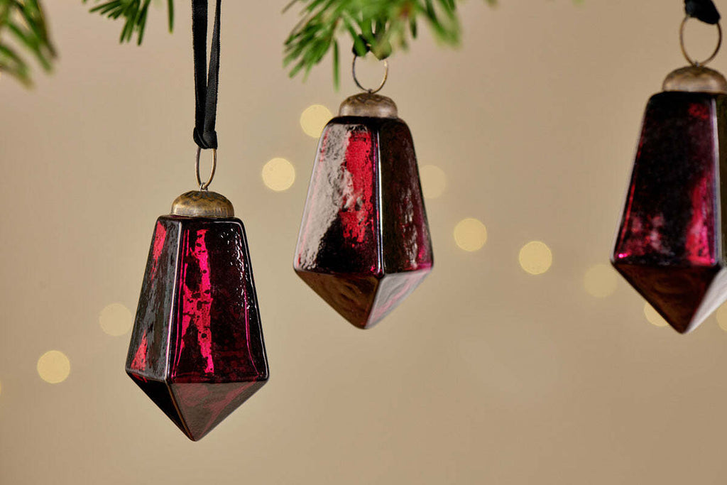 Ratnam Baubles - Ruby (Set of 4)
