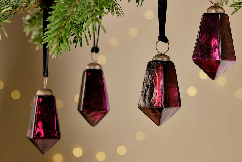Ratnam Baubles - Ruby (Set of 4)