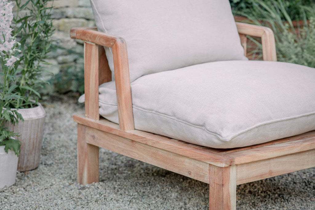 Sadhi Acacia Wood Outdoor Love Seat - Natural